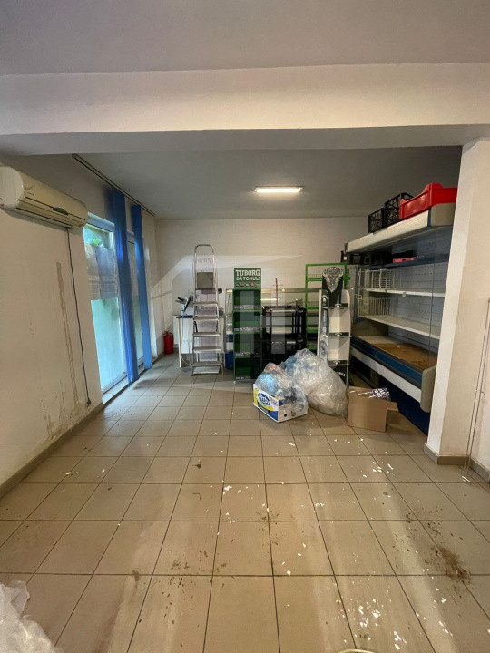 Spatiu comercial, 128 mp utili, 2 parcari,  zona Porii
