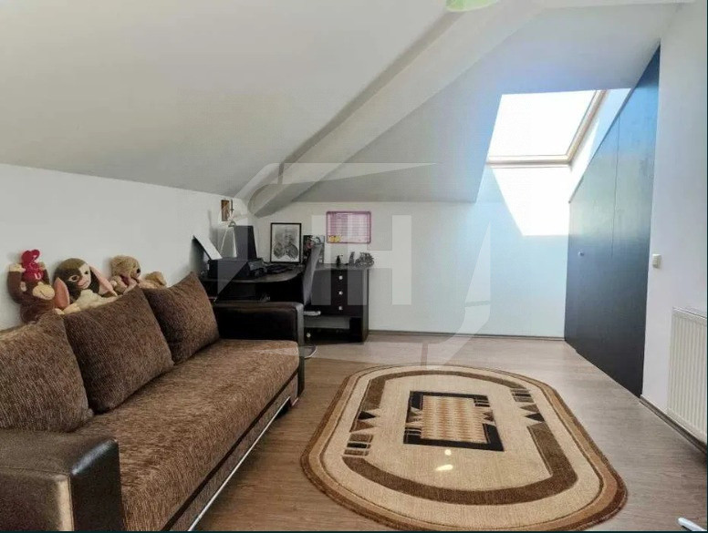 Apartament 90 mp, parcare, zona Florilor