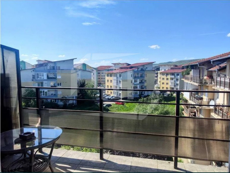 Apartament 90 mp, parcare, zona Florilor