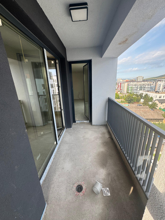 Apartament 2 camere, parcare, zona Vivo