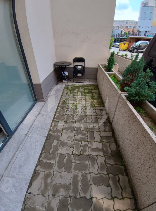 Spatiu birou, 72mp, 3 incaperi, terasa, parcare, Piata Abator 