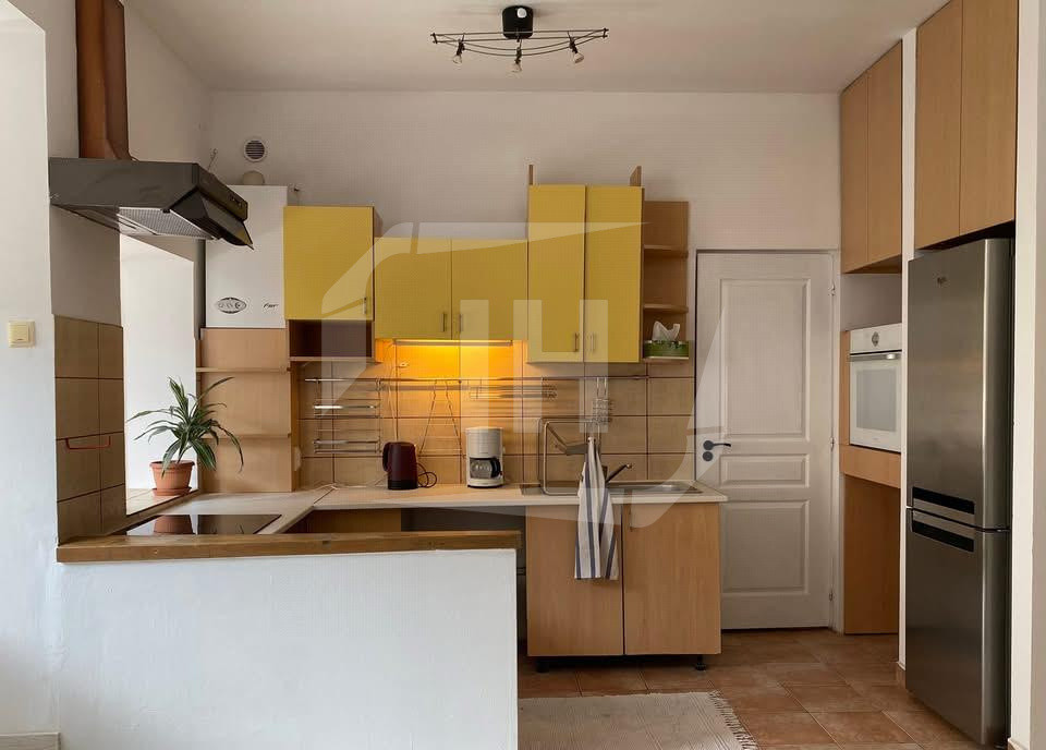 Apartament 3 camere, semidecomandat, Gheorgheni, zona Piata Cipariu