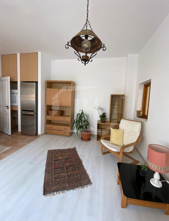 Apartament 3 camere, semidecomandat, Gheorgheni, zona Piata Cipariu