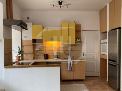 Apartament 3 camere, semidecomandat, Gheorgheni, zona Piata Cipariu