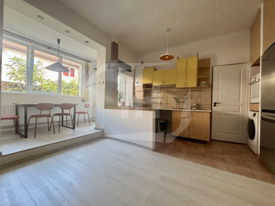 Apartament 3 camere, semidecomandat, Gheorgheni, zona Piata Cipariu