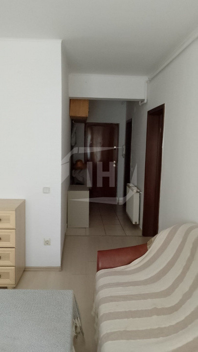 Apartament 2 camere, intermediar, Calea Turzii