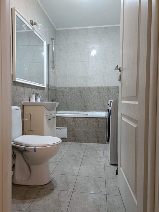 Apartament 2 camere la cheie, parcare subterana, zona Vivo