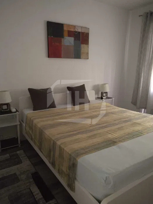 Apartament 3 camere, etaj intermediar, cu parcare, Manastur zona Piata Flora