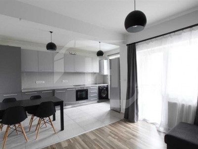 Apartament 3 camere, etajul 1, zona Vivo