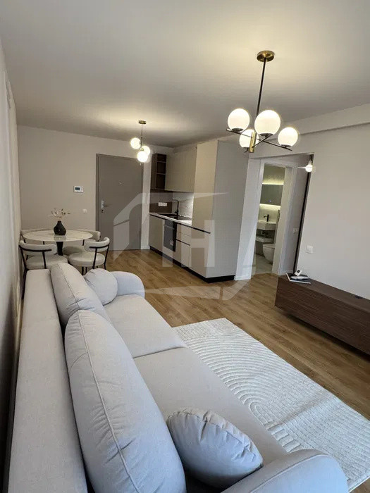 Apartament 2 camere, bloc nou, lux, in zona Iulius Mall