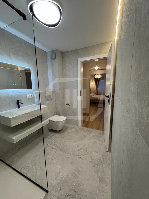 Apartament 2 camere, bloc nou, lux, in zona Iulius Mall
