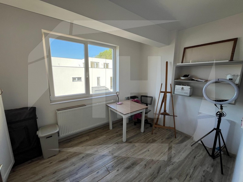 Apartament 3 camere, etaj intermediar, Donath Park