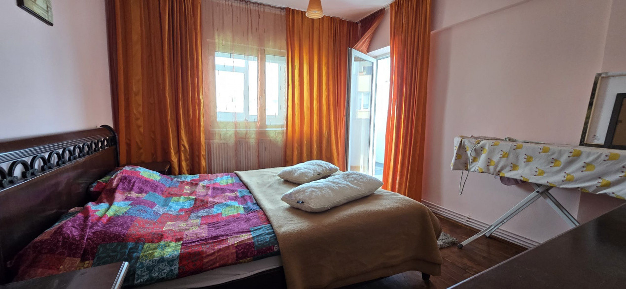 Apartament 3 camere,2 bai, zona Piata Ion Mester