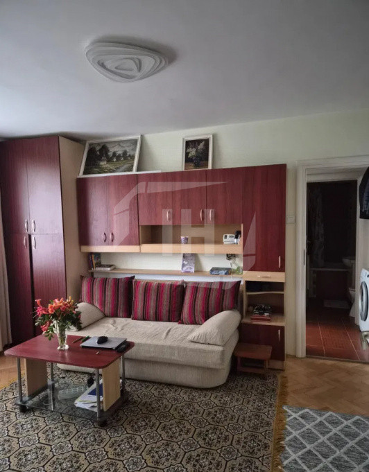Apartament 2 camere, etaj intermediar, zona Iullius Mall