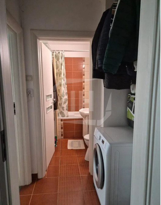 Apartament 2 camere, etaj intermediar, zona Iullius Mall