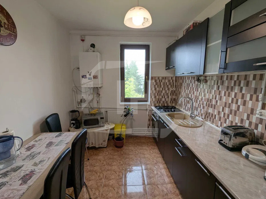Apartament 3 camere, decomandat, zona Transylvania College