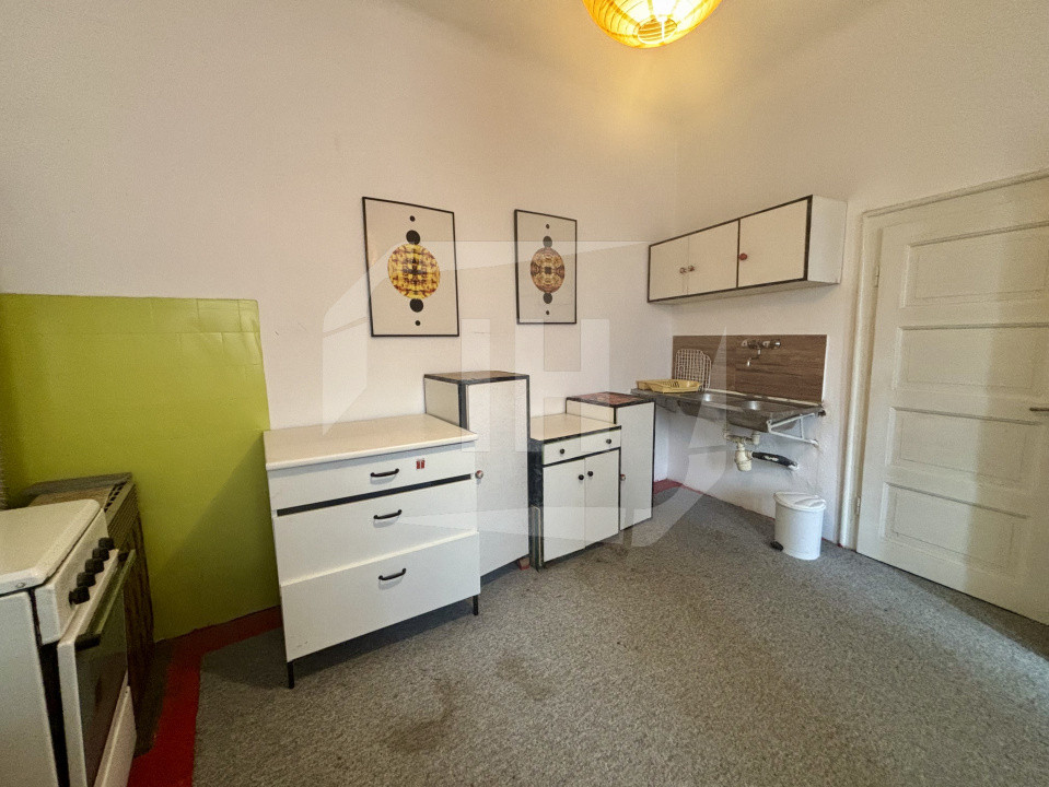 Apartament 1 camera, decomandat, zona Paris