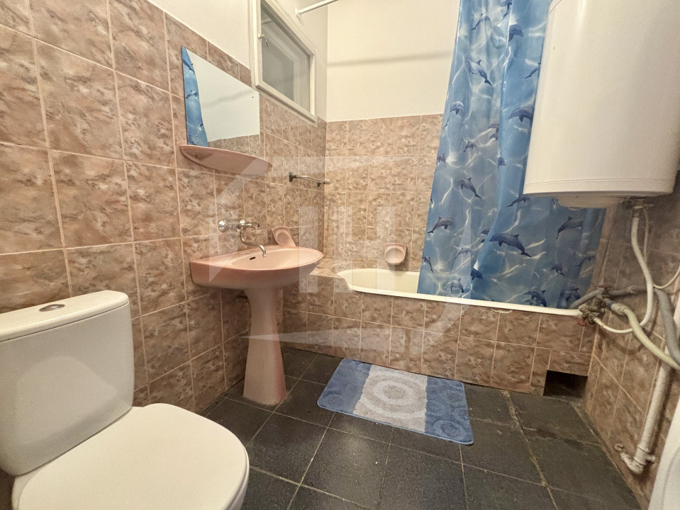 Apartament 1 camera, decomandat, zona Paris