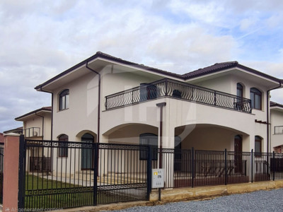 Casa individuala 4 camere, 3 bai, 435 teren