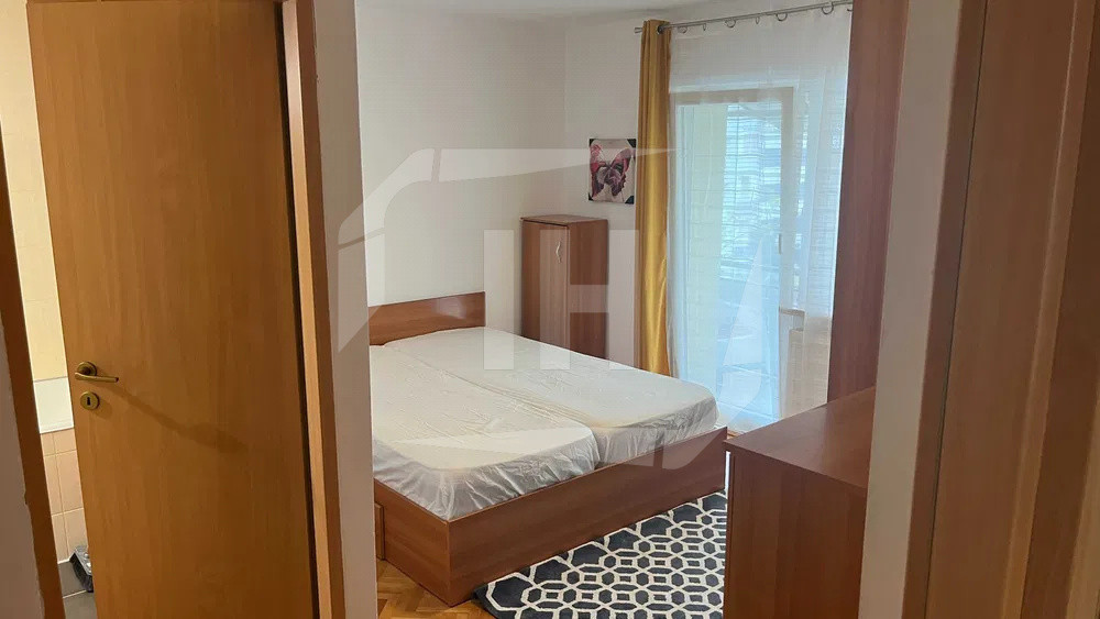 Apartament 3 camere, 2 bai, decomandat, Grigorescu zona Liceul Onisifor Ghibu