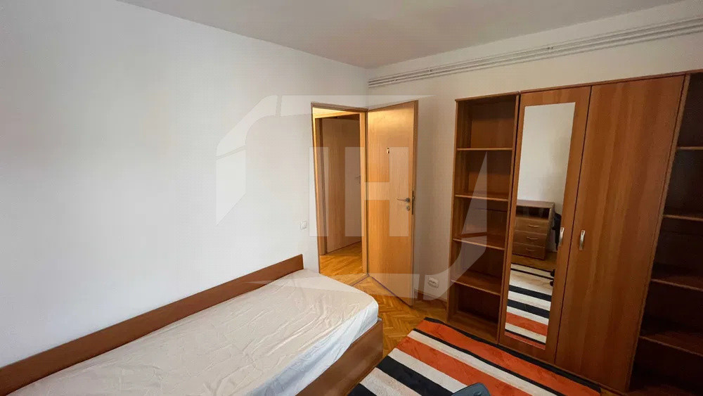 Apartament 3 camere, 2 bai, decomandat, Grigorescu zona Liceul Onisifor Ghibu