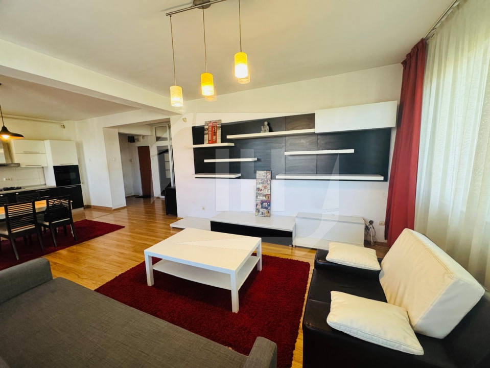 Apartament 3 camere si terasa in zona Grand Hotel Italia