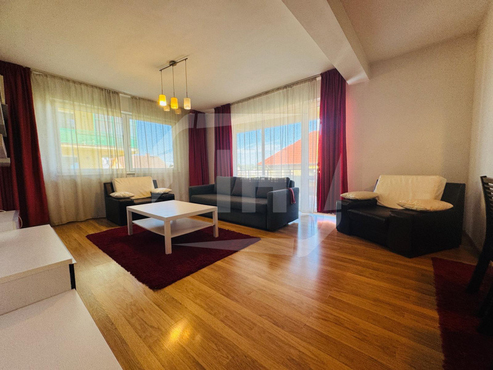 Apartament 3 camere si terasa in zona Grand Hotel Italia