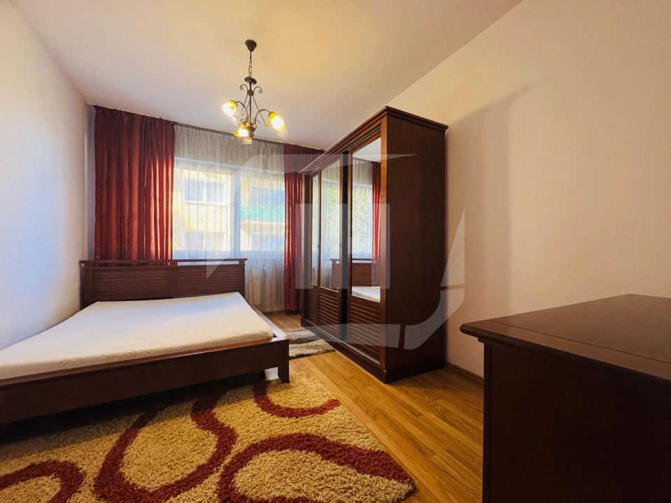 Apartament 3 camere si terasa in zona Grand Hotel Italia