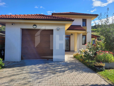 Casa individuala 5 camere, 611 teren, zona Oasului