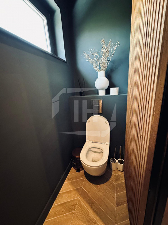 Apartament 3 camere, lux, intermediar, garaj, Buna Ziua