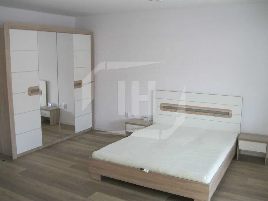 Apartament 2 camere, decomandat, 2 bai, Zorilor