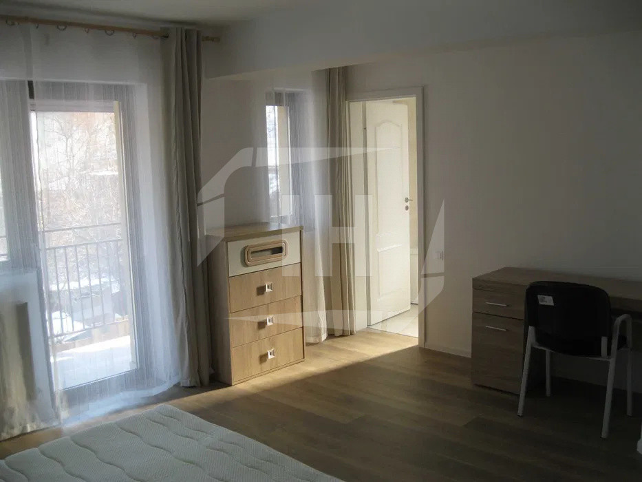 Apartament 2 camere, decomandat, 2 bai, Zorilor