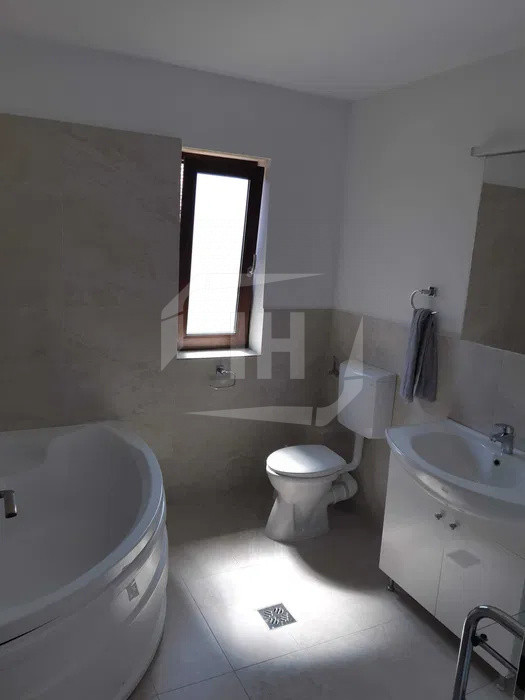 Apartament 2 camere, decomandat, 2 bai, Zorilor