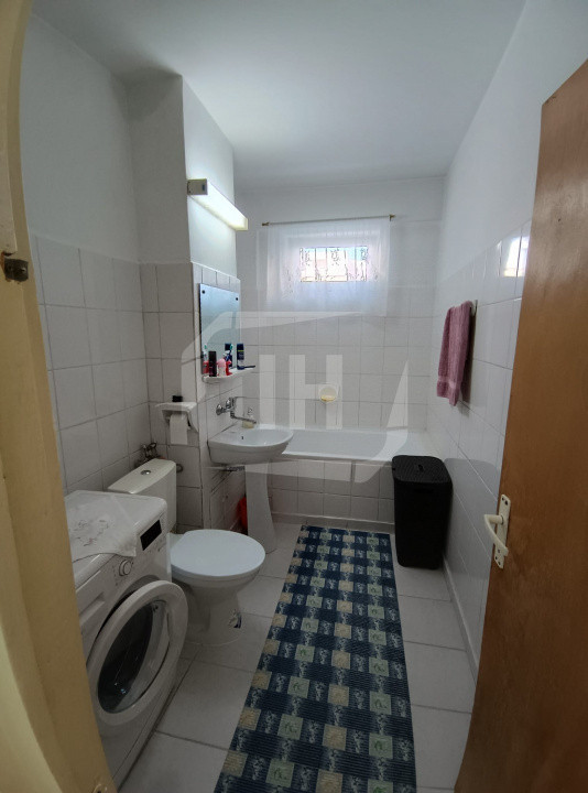 Apartament 2 camere, decomandat, zona Golden Tulip