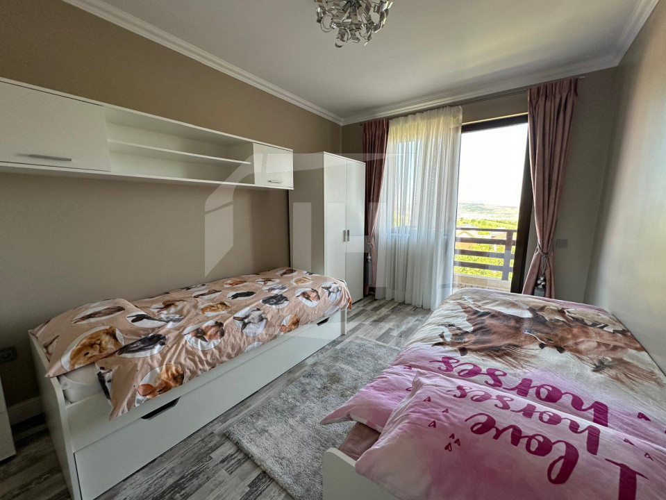 Casa individuala, curte mare si view in Dezmir
