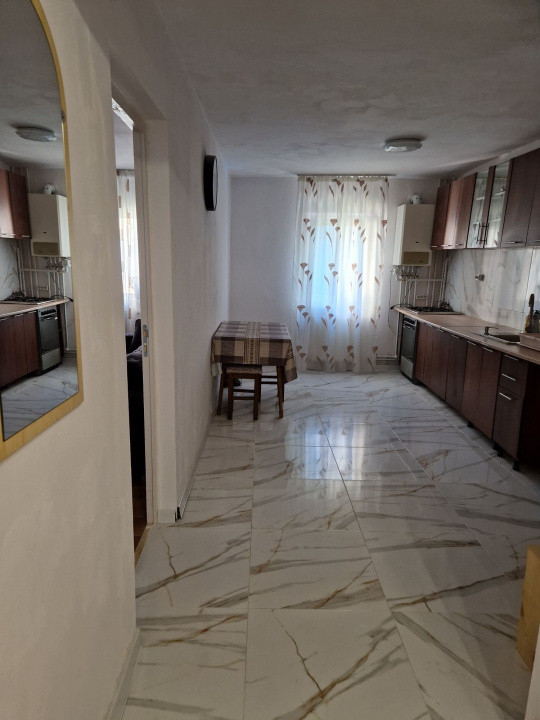 Apartament 4 camere etaj 1, cartier Manastur