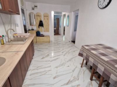 Apartament 4 camere etaj 1, cartier Manastur