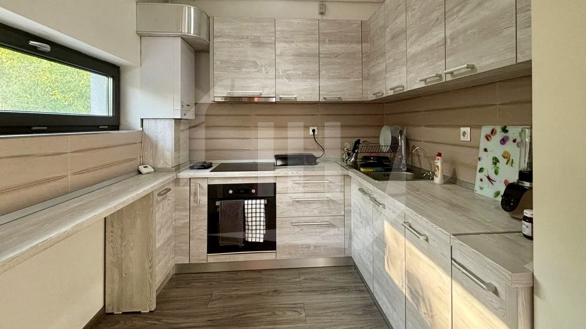 Apartament 2 camere, in bloc nou, cu parcare, zona Iulius Mall