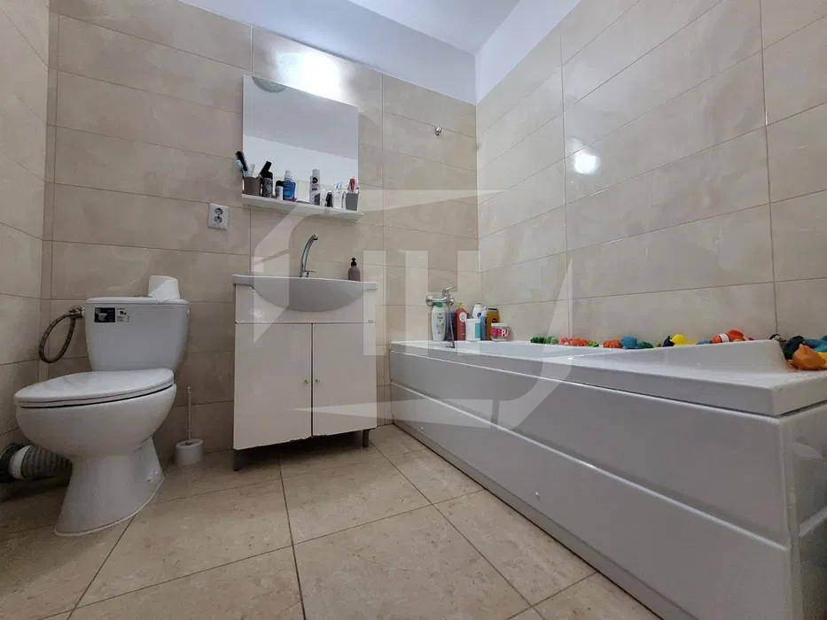 Apartament 3 camere, modern, parcare, zona strazii Oasului