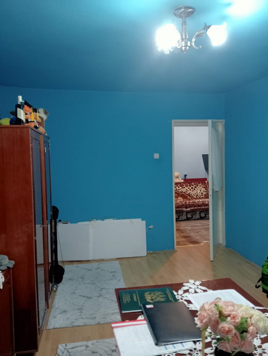 Apartament 2 camere decomandat, etaj 1, zona Big Center