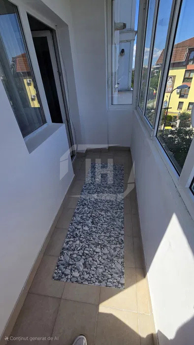 Garsoniera, balcon mare, etaj 3/4 in Marasti