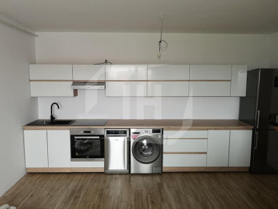 Apartament 2 camere decomandate, bloc nou, parcare, intermediar, zona Aeroport