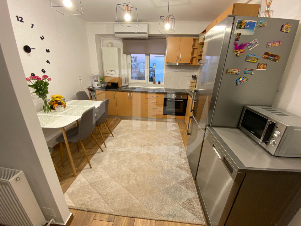 Apartament 2 camere decomandat, zona strazii Brates