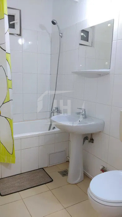 Apartament in Piata Mihai Miteazul, intermediar, parcare!