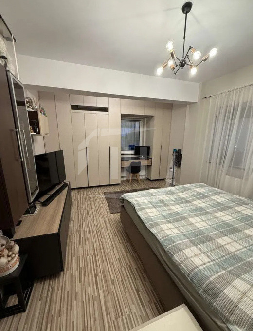Apartament 1 camera, decomandat, etaj 1, cartier Buna Ziua