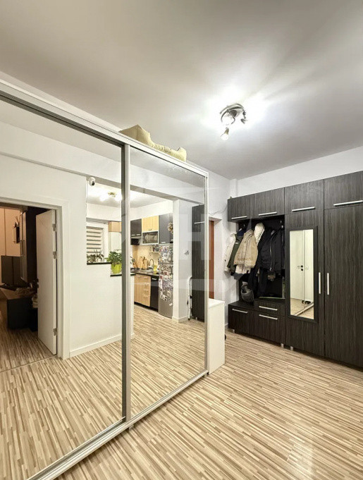 Apartament 1 camera, decomandat, etaj 1, cartier Buna Ziua