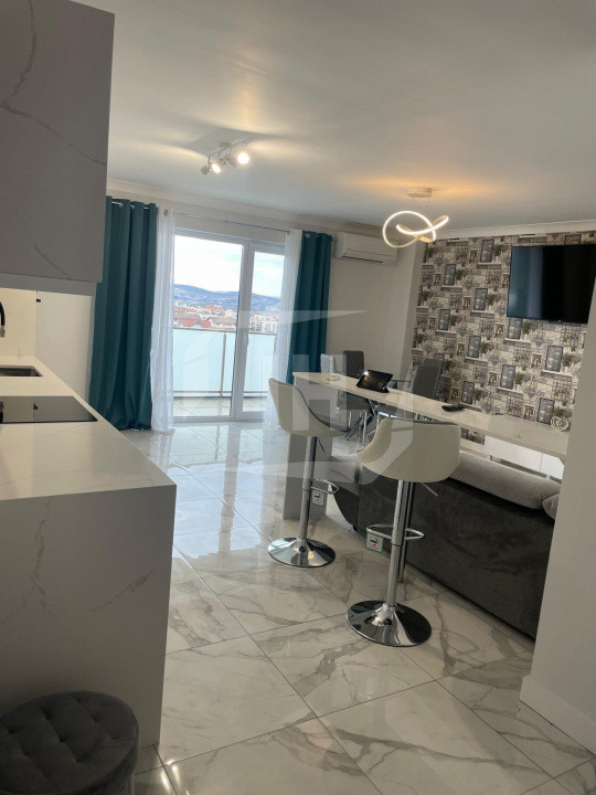 Apartament 3 camere, semidecomandat, parcare, intermediar, Zorilor Sud