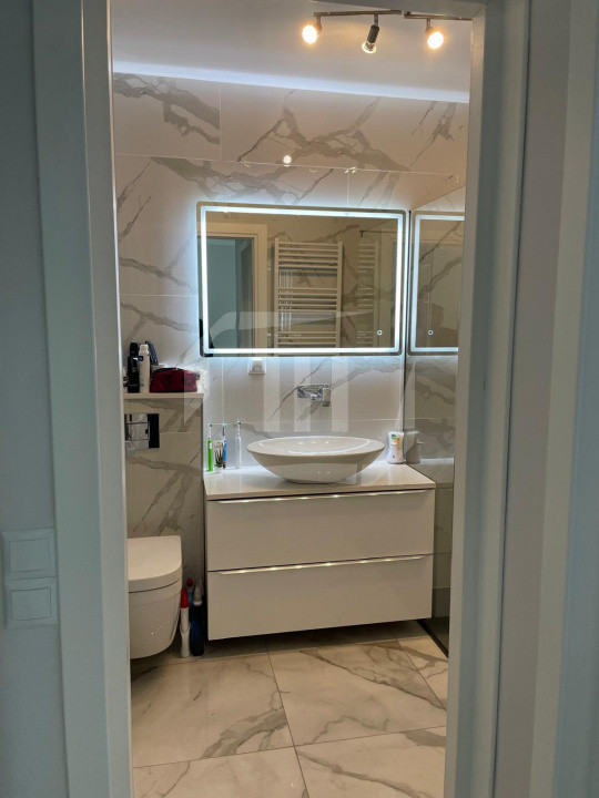 Apartament 3 camere, semidecomandat, parcare, intermediar, Zorilor Sud