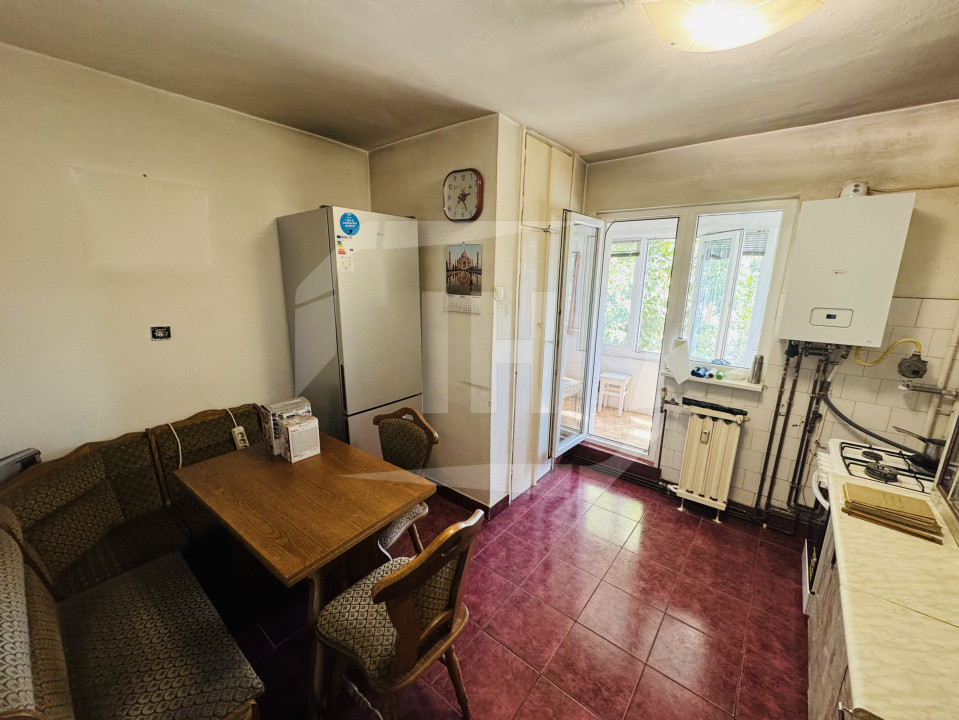 Apartament 2 camere, decomandat, etaj 1, orientare sudica, pe Dorobantilor!