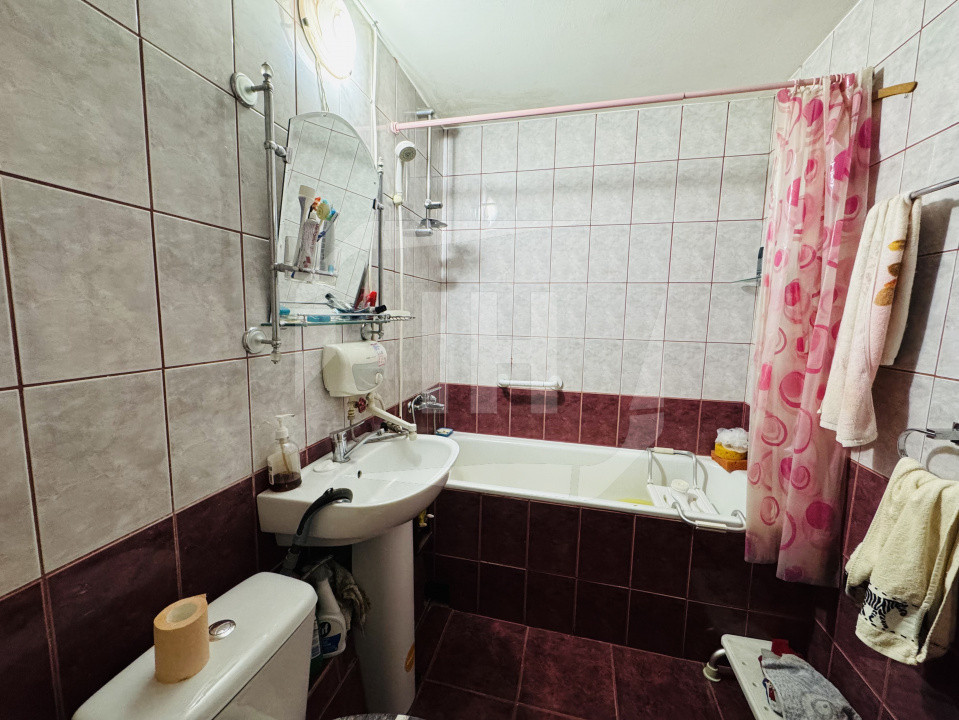 Apartament 2 camere, decomandat, etaj 1, orientare sudica, pe Dorobantilor!